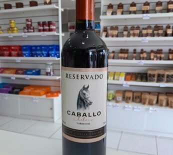 Vinho Tinto Meio Seco Carmenere Caballo 750ml